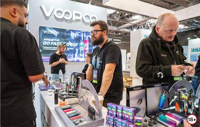 voopoo-stand-expo