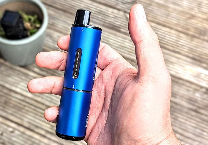 ivg air 4in1 in hand