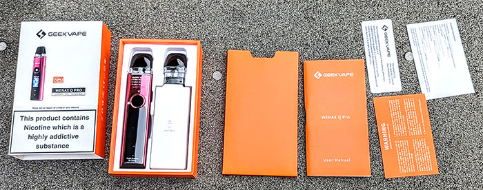 Geekvape Wenax Q Pro kit contents