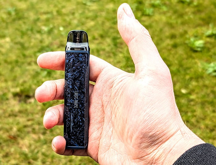 lost vape ursa nano 3 in hand